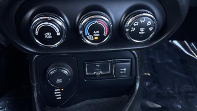 2017 Jeep Renegade Sport   - Photo 15 - Sacramento, CA 95618