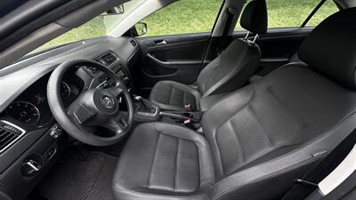 2012 Volkswagen Jetta SE PZEV   - Photo 8 - Sacramento, CA 95618