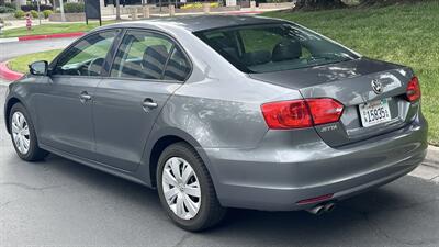 2012 Volkswagen Jetta SE PZEV   - Photo 5 - Sacramento, CA 95618