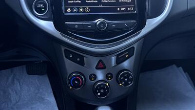 2018 Chevrolet Sonic Premier Auto   - Photo 13 - Sacramento, CA 95618