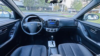 2010 Hyundai ELANTRA SE - Photo 8 - Sacramento, CA 95618