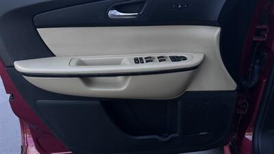 2012 GMC Acadia Denali   - Photo 8 - Davis, CA 95618