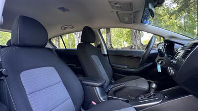 2016 Kia Forte5 LX Forte5 - Photo 13 - Sacramento, CA 95618
