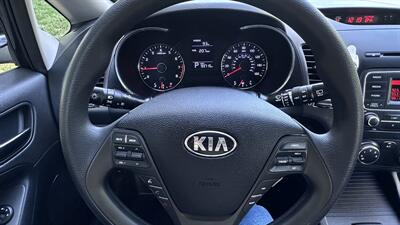 2016 Kia Forte5 LX Forte5 - Photo 15 - Sacramento, CA 95618