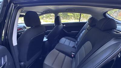 2016 Kia Forte5 LX Forte5 - Photo 8 - Sacramento, CA 95618