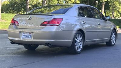 2009 Toyota Avalon Limited - Photo 5 - Sacramento, CA 95618
