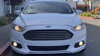 2015 Ford Fusion SE   - Photo 2 - Davis, CA 95618