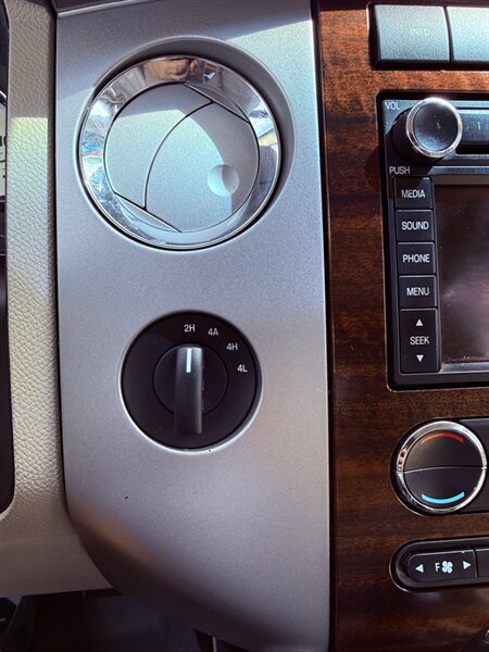 2008 Ford Expedition Limited - Photo 10 - Sacramento, CA 95841