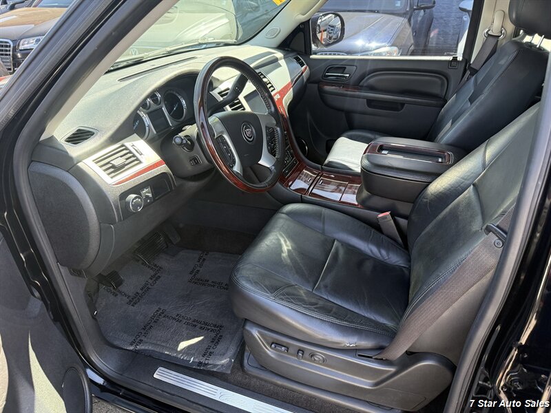 2012 Cadillac Escalade Luxury - Photo 8 - Sacramento, CA 95841