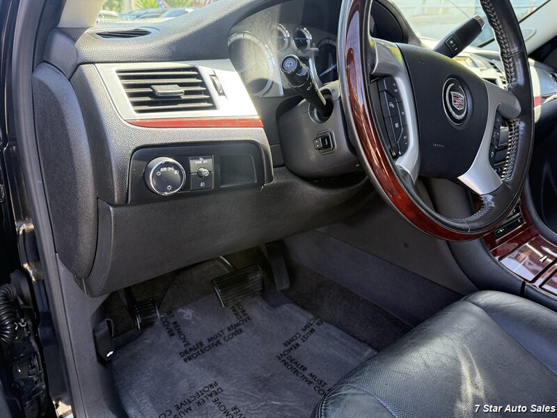2012 Cadillac Escalade Luxury - Photo 9 - Sacramento, CA 95841
