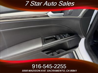 2013 Ford Fusion Hybrid SE   - Photo 7 - Sacramento, CA 95841