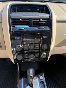 2012 Ford Escape Limited   - Photo 10 - Sacramento, CA 95841