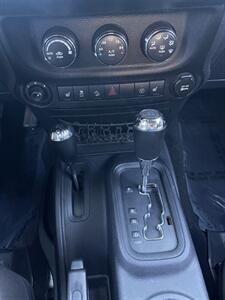 2014 Jeep Wrangler UNLIMITED RUBICON   - Photo 10 - Sacramento, CA 95841