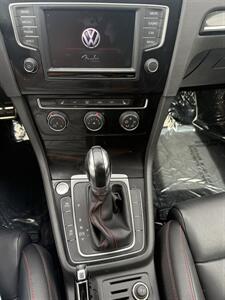 2017 Volkswagen Golf GTI SE   - Photo 12 - Sacramento, CA 95841