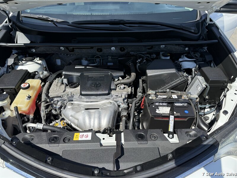 2017 Toyota RAV4 LE - Photo 16 - Sacramento, CA 95841