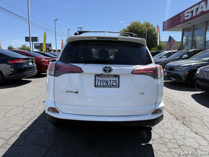 2017 Toyota RAV4 LE - Photo 5 - Sacramento, CA 95841