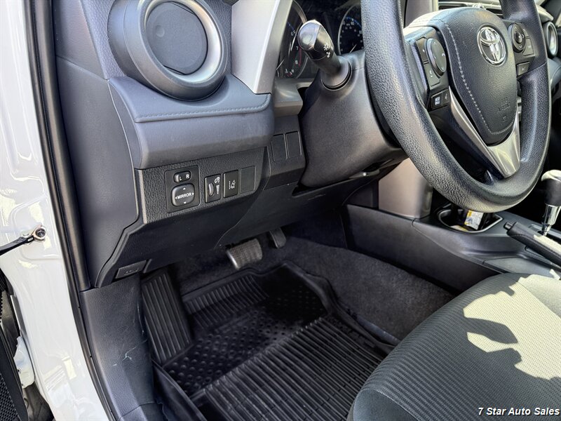2017 Toyota RAV4 LE - Photo 8 - Sacramento, CA 95841