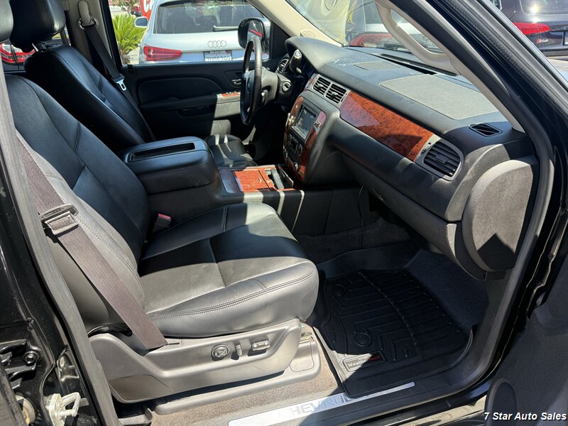 2014 Chevrolet Suburban LTZ - Photo 13 - Sacramento, CA 95841