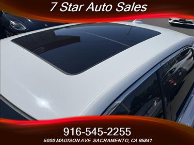2017 Chrysler 300C   - Photo 15 - Sacramento, CA 95841
