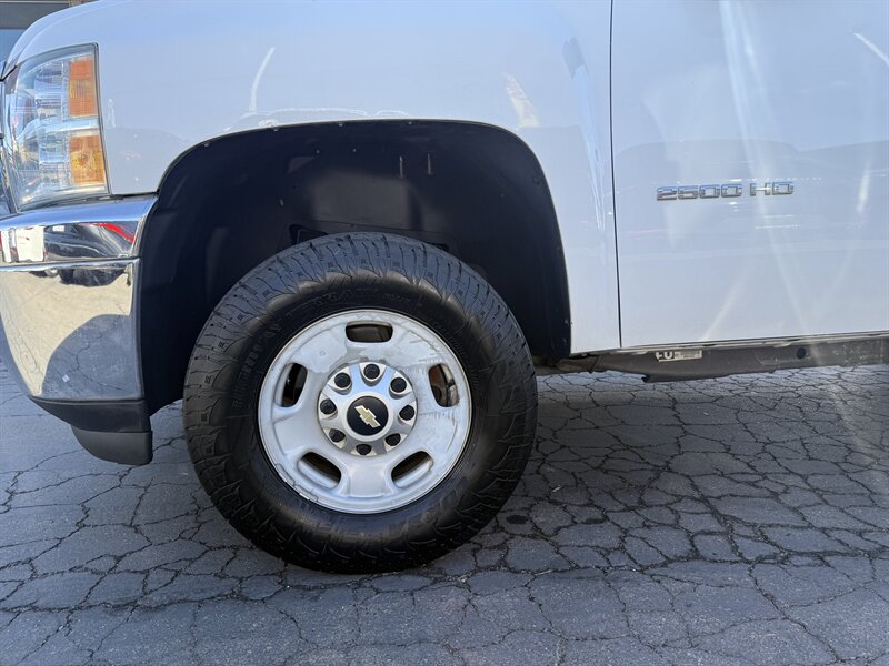 2013 Chevrolet Silverado 2500 Work Truck - Photo 17 - Sacramento, CA 95841