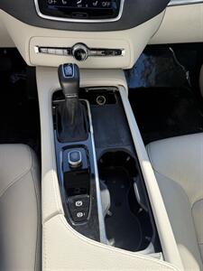 2022 Volvo XC90 T5 Momentum   - Photo 12 - Sacramento, CA 95841
