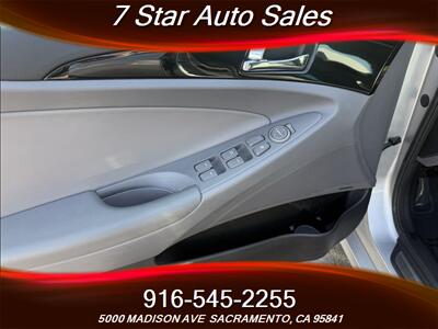 2012 Hyundai SONATA Limited   - Photo 7 - Sacramento, CA 95841