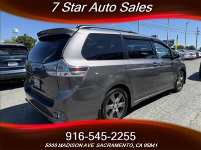 2017 Toyota Sienna SE 8-Passenger   - Photo 4 - Sacramento, CA 95841