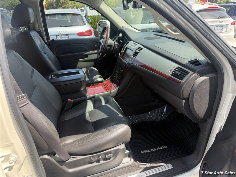 2013 Cadillac Escalade Premium - Photo 15 - Sacramento, CA 95841