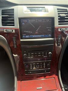 2013 Cadillac Escalade Premium - Photo 14 - Sacramento, CA 95841