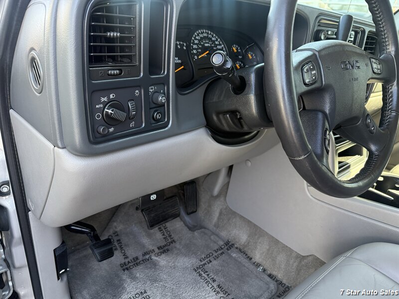 2005 GMC Yukon SLT - Photo 8 - Sacramento, CA 95841