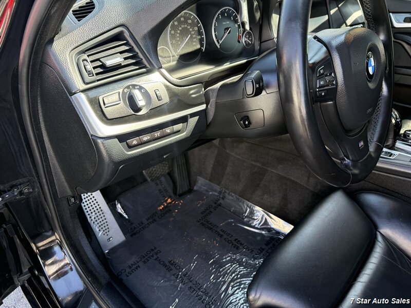 2013 BMW 5 Series 550i - Photo 8 - Sacramento, CA 95841