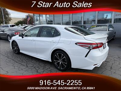 2018 Toyota Camry LE   - Photo 4 - Sacramento, CA 95841