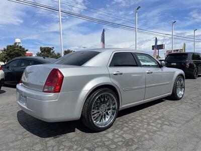 2007 Chrysler 300 Series   - Photo 6 - Sacramento, CA 95841