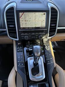 2016 Porsche Cayenne   - Photo 14 - Sacramento, CA 95841