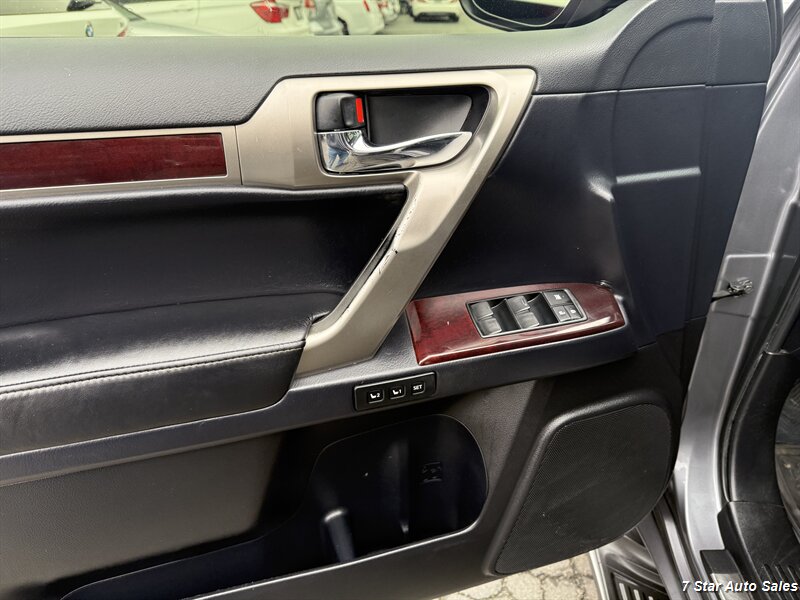 2017 Lexus GX 460 - Photo 7 - Sacramento, CA 95841