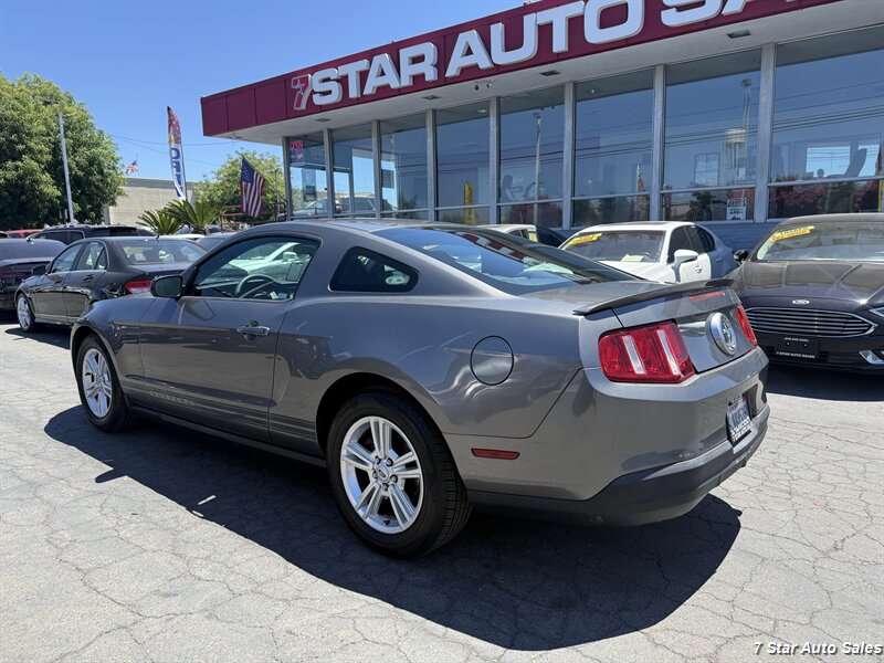 2010 Ford Mustang V6 - Photo 6 - Sacramento, CA 95841