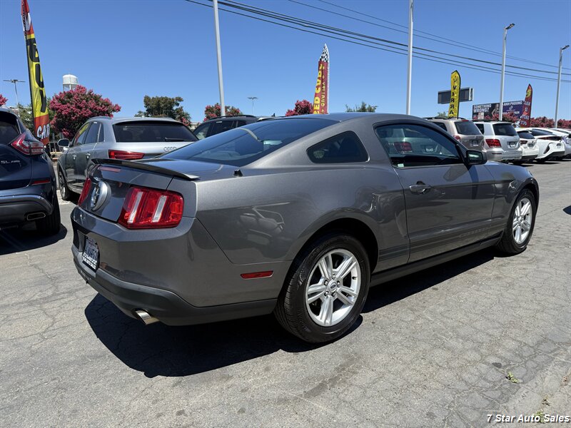 2010 Ford Mustang V6 - Photo 4 - Sacramento, CA 95841