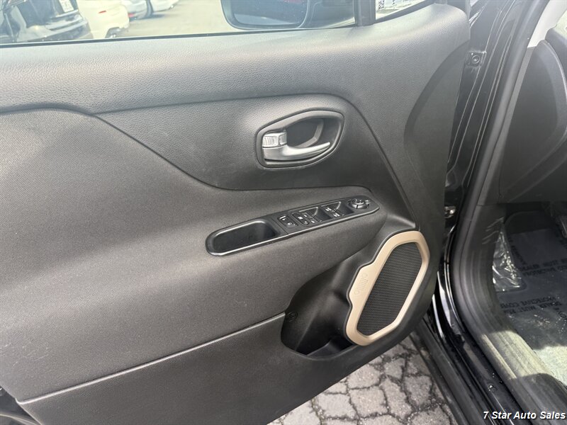 2017 Jeep Renegade Latitude - Photo 7 - Sacramento, CA 95841