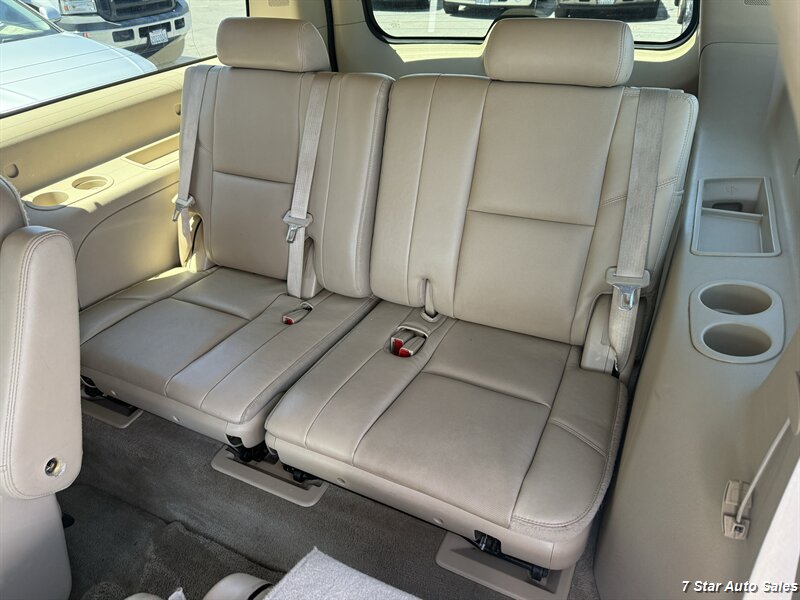 2014 Cadillac Escalade ESV Premium - Photo 23 - Sacramento, CA 95841