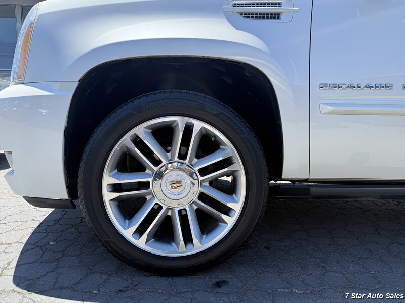 2014 Cadillac Escalade ESV Premium - Photo 27 - Sacramento, CA 95841