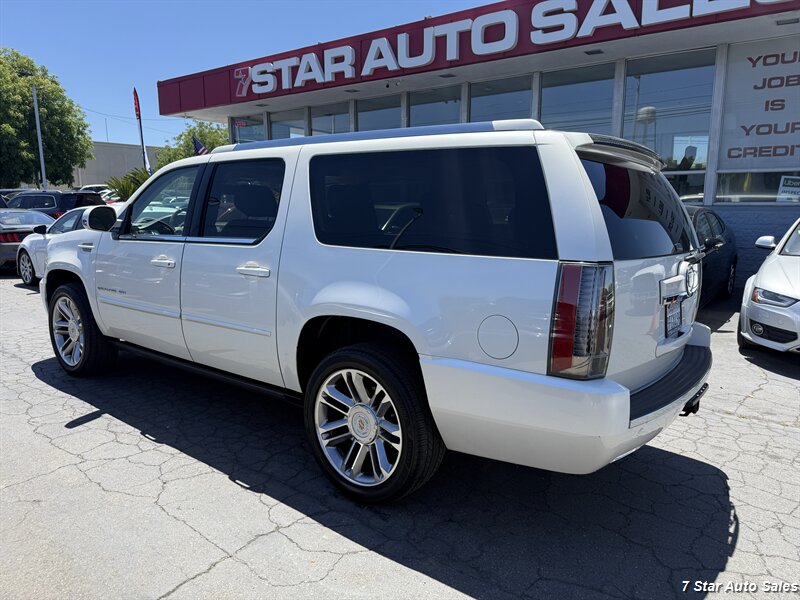 2014 Cadillac Escalade ESV Premium - Photo 6 - Sacramento, CA 95841