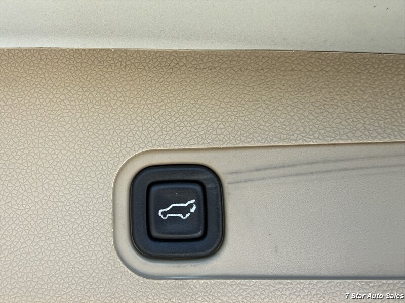 2014 Cadillac Escalade ESV Premium - Photo 25 - Sacramento, CA 95841