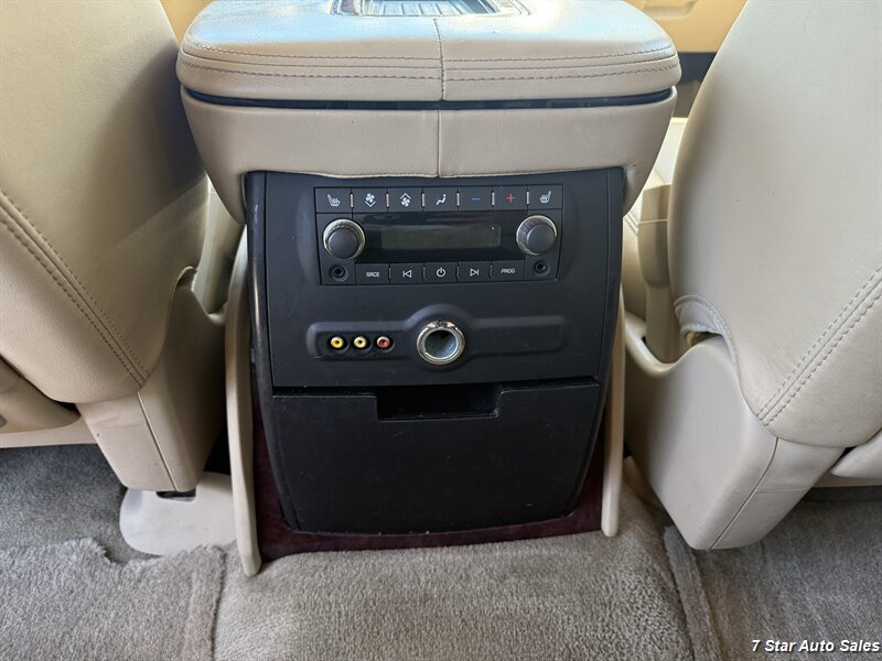 2014 Cadillac Escalade ESV Premium - Photo 18 - Sacramento, CA 95841