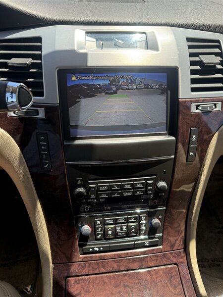 2014 Cadillac Escalade ESV Premium - Photo 14 - Sacramento, CA 95841
