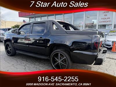 2008 Chevrolet Avalanche LS   - Photo 4 - Sacramento, CA 95841
