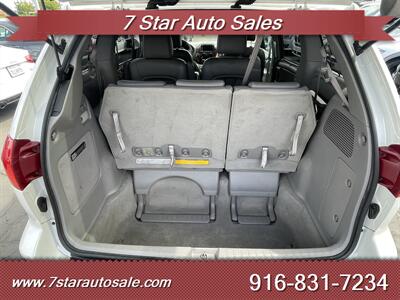 2004 Toyota Sienna XLE Limited 7 Passenger   - Photo 16 - Sacramento, CA 95841