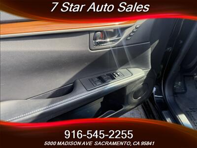 2013 Lexus ES300h   - Photo 8 - Sacramento, CA 95841