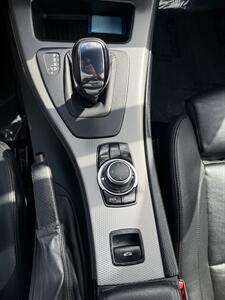 2011 BMW 328i   - Photo 10 - Sacramento, CA 95841