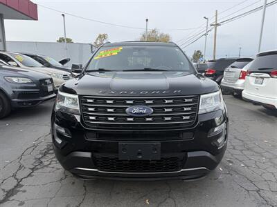 2017 Ford Explorer XLT   - Photo 2 - Sacramento, CA 95841