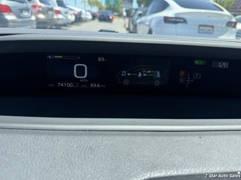 2022 Toyota Prius Prime LE - Photo 11 - Sacramento, CA 95841